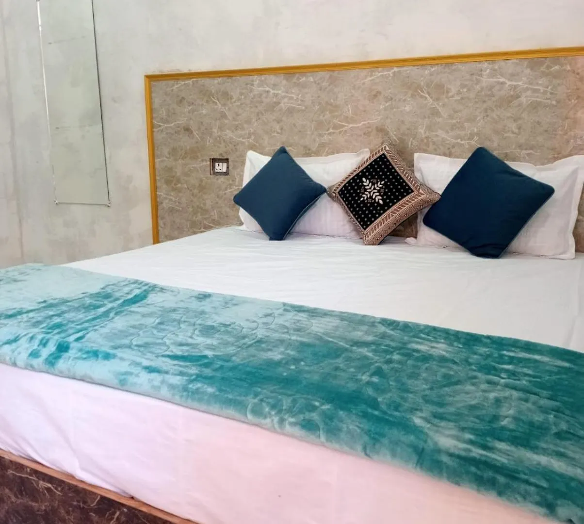 Varanasi Travels And Lodge